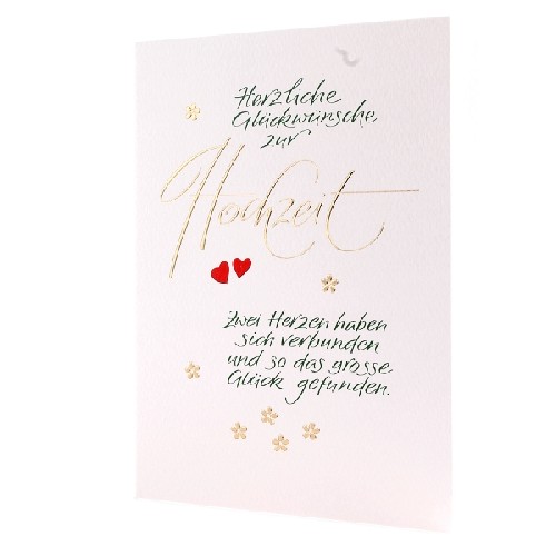 Hochzeitskarte mit Schriftzug in Goldfolie und Spruch <i>Zwei Herzen haben sich verbunden und so das groe Glck gefunden</i>
<br>
<br><u>Details:</u>
<br>- Doppelkarte im A6-Format
<br>- Aufdruck in Goldfolie und Spruch
<br>- Inkl. Briefumschlag wei